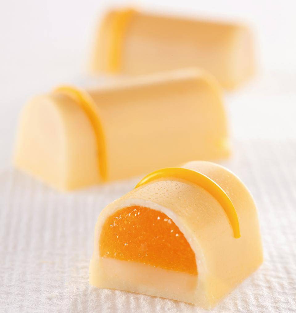 coco-passion white chocolate bonbons
